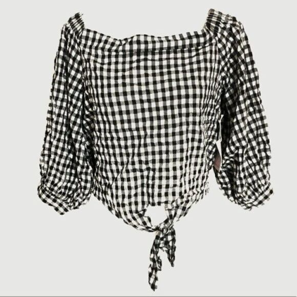 Forever 21 Tops - Forever 21 Gingham Puff Sleeve‎ Top